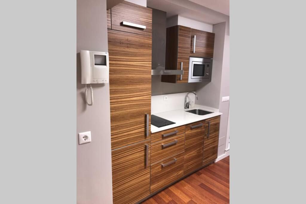 Apartmán Loft Con Entrada Autonoma/Terraza/Wifi En Centro A Coruña Exteriér fotografie